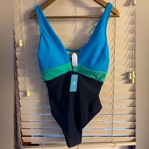 Brand new XL CupShe one piece bathing suit
